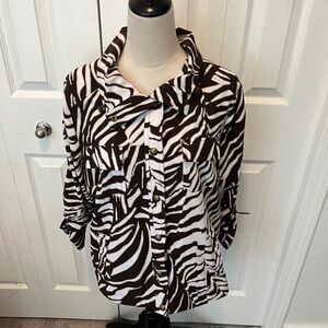 Chicos Zenergy size L Zebra top
